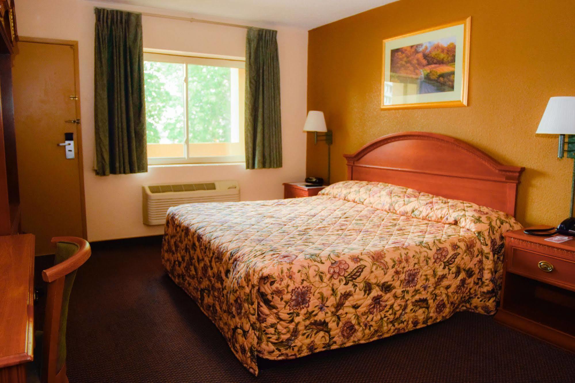 Voco The Cadence, An Ihg Hotel Niagara Falls Exterior photo